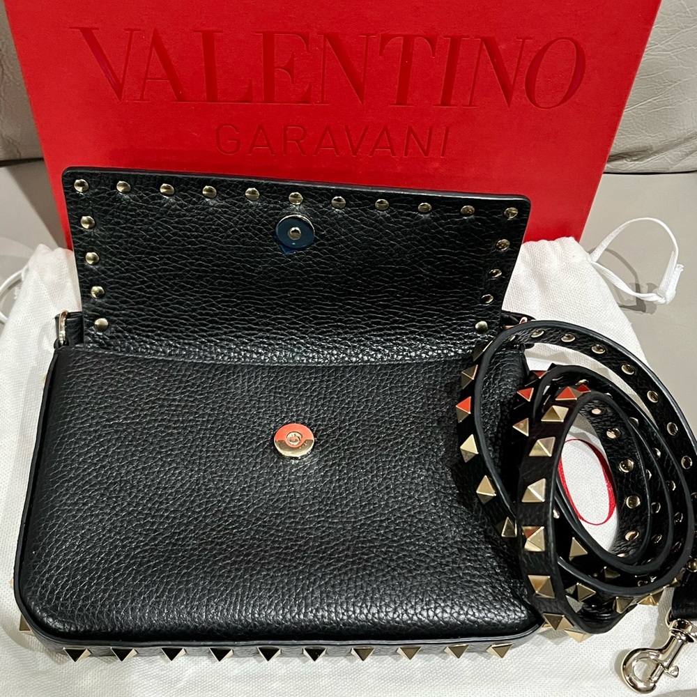 VALENTINO ROCKSTUD CROSSBODY BAG - Picture 13 of 16